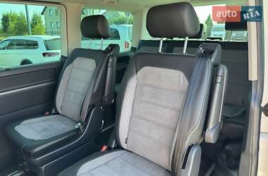Мінівен Volkswagen Multivan 2020 в 