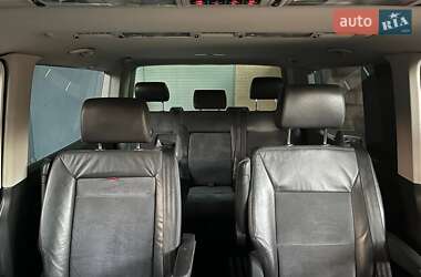 Минивэн Volkswagen Multivan 2012 в 