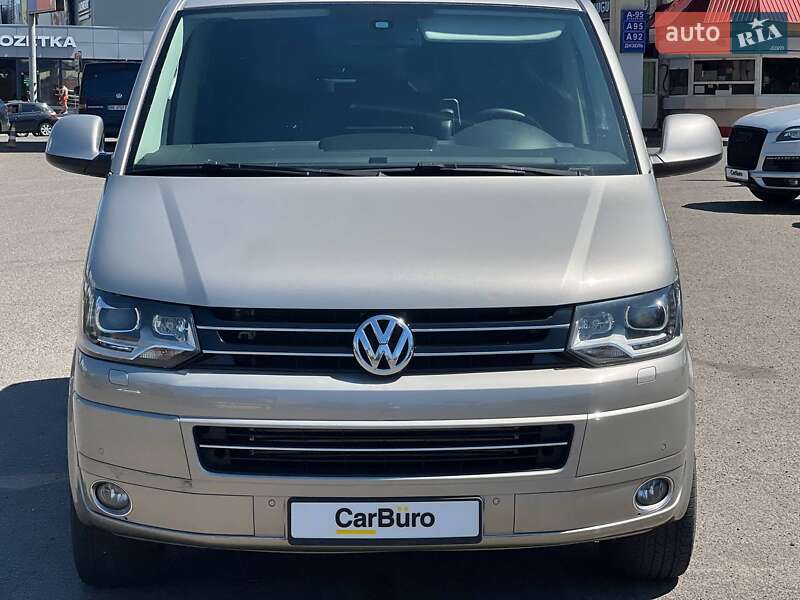 Минивэн Volkswagen Multivan 2015 в Одессе