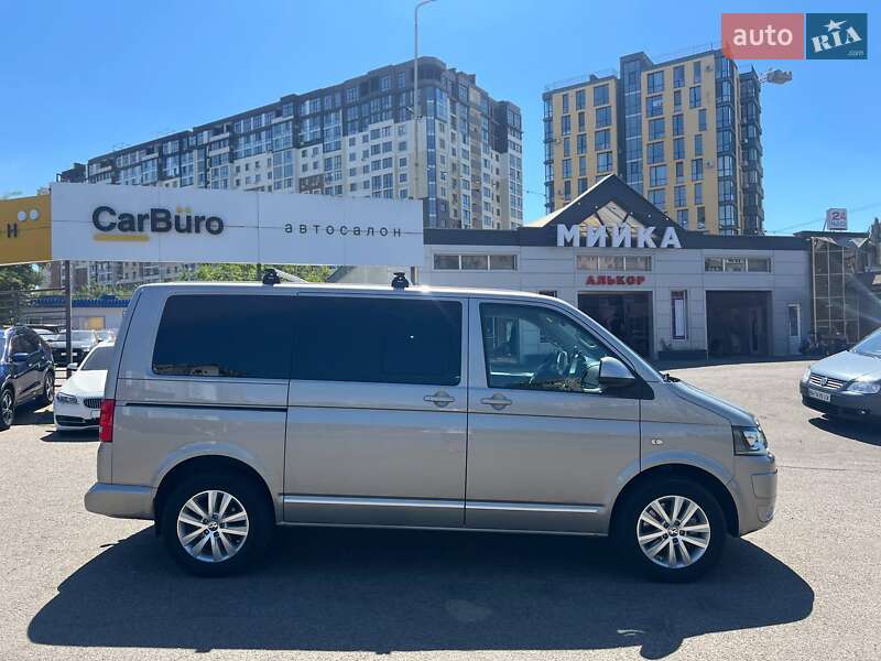 Минивэн Volkswagen Multivan 2015 в Одессе