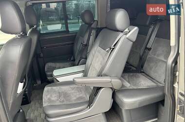 Мінівен Volkswagen Multivan 2015 в 