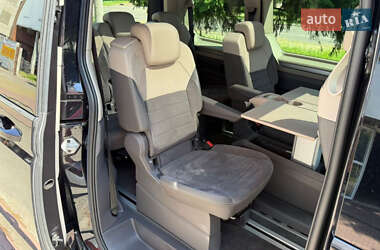 Минивэн Volkswagen Multivan 2022 в Киеве