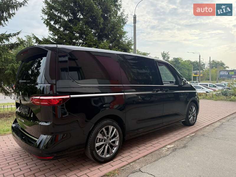 Мінівен Volkswagen Multivan 2022 в Києві