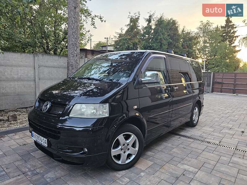 Минивэн Volkswagen Multivan 2009 в 