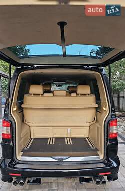 Минивэн Volkswagen Multivan 2009 в 