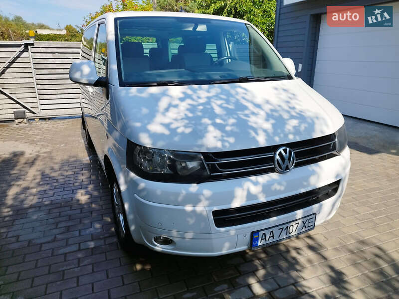 Минивэн Volkswagen Multivan 2010 в Киеве фото 6 Минивэн Volkswagen Multivan 2010 в Киеве