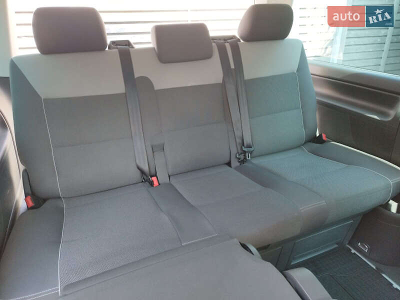 Минивэн Volkswagen Multivan 2010 в Киеве фото 14 Минивэн Volkswagen Multivan 2010 в Киеве