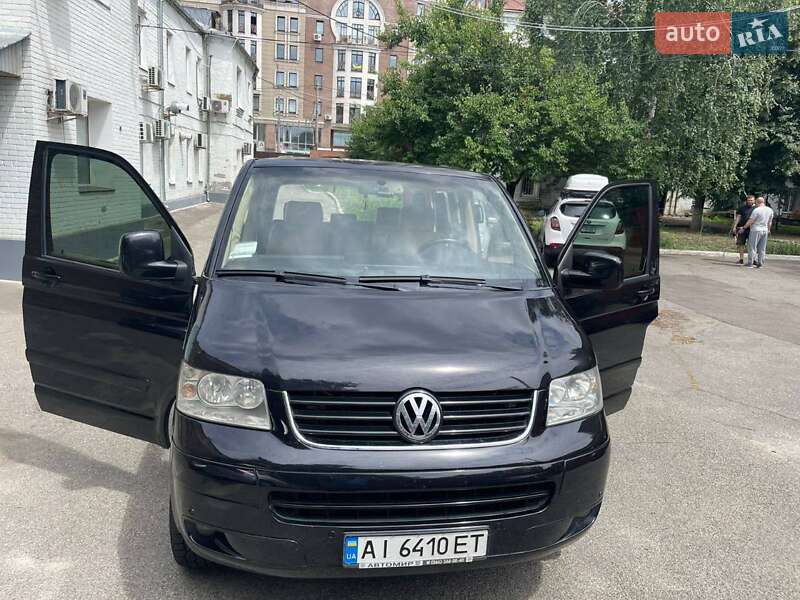Мінівен Volkswagen Multivan 2006 в Києві