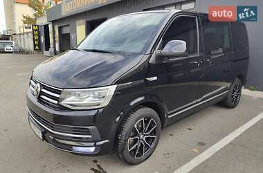 Мінівен Volkswagen Multivan 2015 в Києві