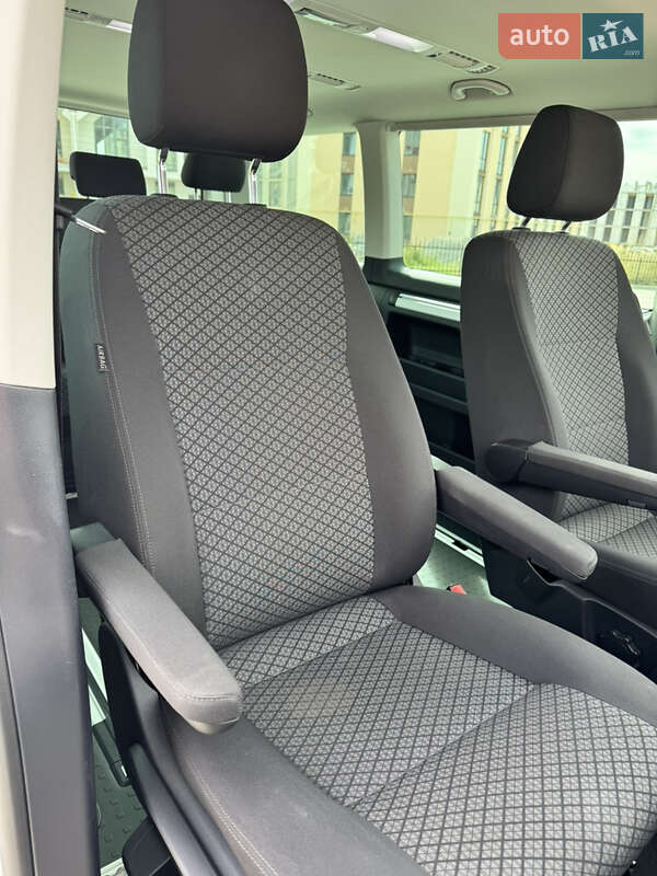 Минивэн Volkswagen Multivan 2020 в Киеве фото 18 Минивэн Volkswagen Multivan 2020 в Киеве