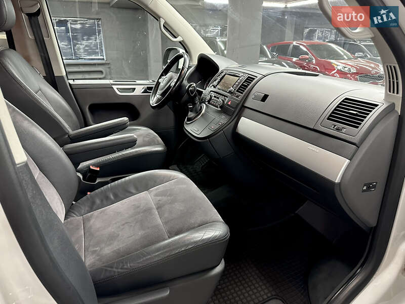 Минивэн Volkswagen Multivan 2015 в Харькове фото 15 Минивэн Volkswagen Multivan 2015 в Харькове