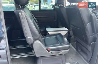 Мінівен Volkswagen Multivan 2012 в 