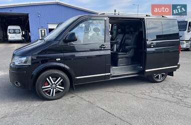 Мінівен Volkswagen Multivan 2012 в 