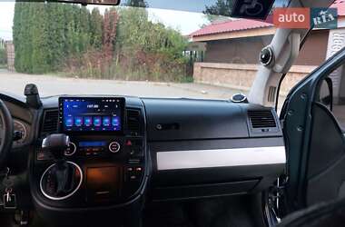 Минивэн Volkswagen Multivan 2006 в 