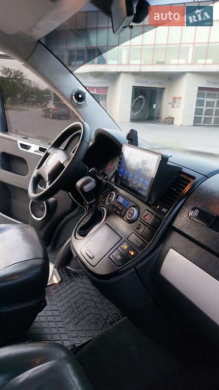Мінівен Volkswagen Multivan 2006 в Запоріжжі