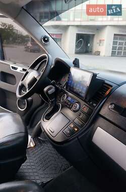 Минивэн Volkswagen Multivan 2006 в 