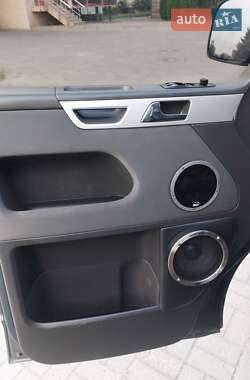 Минивэн Volkswagen Multivan 2006 в 