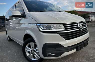 Мінівен Volkswagen Multivan 2020 в 