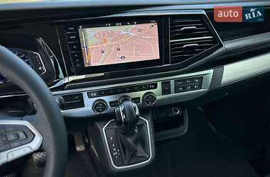 Мінівен Volkswagen Multivan 2020 в 