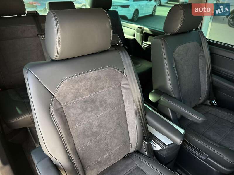Минивэн Volkswagen Multivan 2020 в Киеве