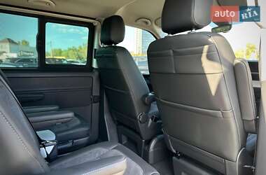 Мінівен Volkswagen Multivan 2020 в 