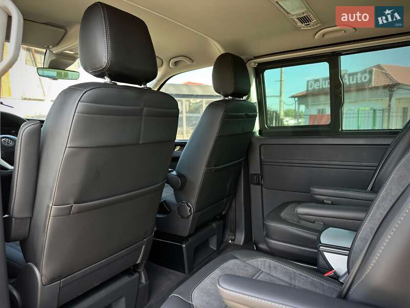 Минивэн Volkswagen Multivan 2020 в Киеве