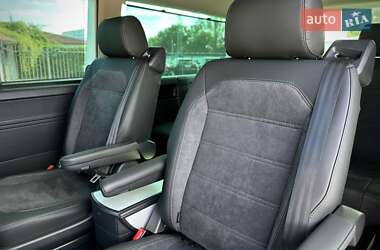 Мінівен Volkswagen Multivan 2020 в 