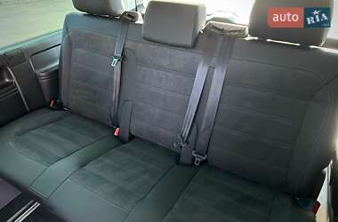 Минивэн Volkswagen Multivan 2020 в Киеве