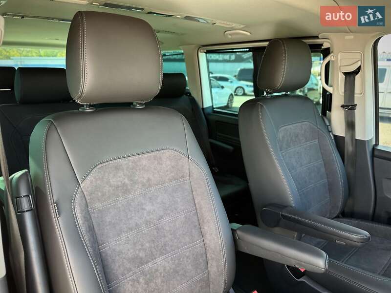 Минивэн Volkswagen Multivan 2020 в Киеве