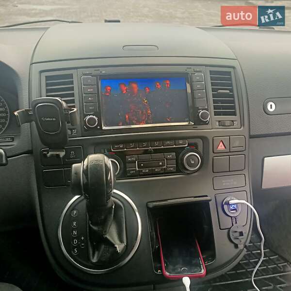 Минивэн Volkswagen Multivan 2013 в Ровно