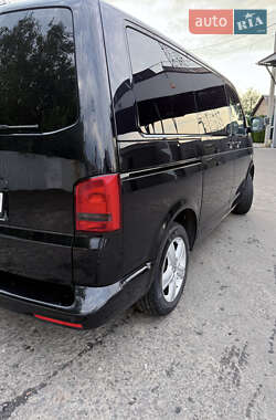 Мінівен Volkswagen Multivan 2012 в 