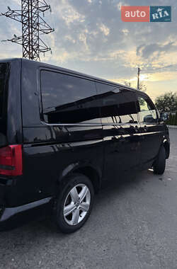 Мінівен Volkswagen Multivan 2012 в 