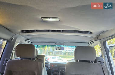 Мінівен Volkswagen Multivan 2000 в 