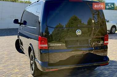 Мінівен Volkswagen Multivan 2013 в 