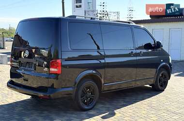 Мінівен Volkswagen Multivan 2013 в 
