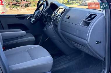Мінівен Volkswagen Multivan 2013 в 