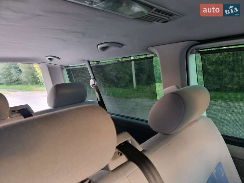 Минивэн Volkswagen Multivan 2005 в Болехове фото 18 Минивэн Volkswagen Multivan 2005 в Болехове