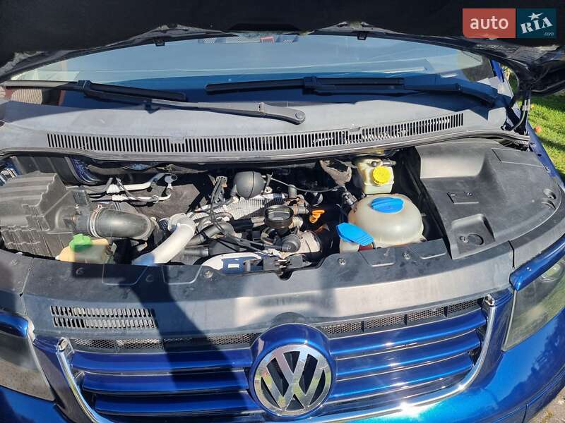 Минивэн Volkswagen Multivan 2005 в Болехове фото 21 Минивэн Volkswagen Multivan 2005 в Болехове