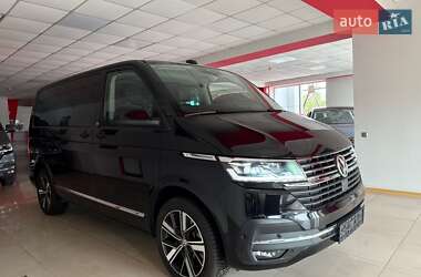 Минивэн Volkswagen Multivan 2020 в 