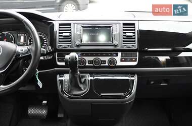 Минивэн Volkswagen Multivan 2018 в 
