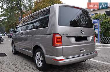 Минивэн Volkswagen Multivan 2018 в 