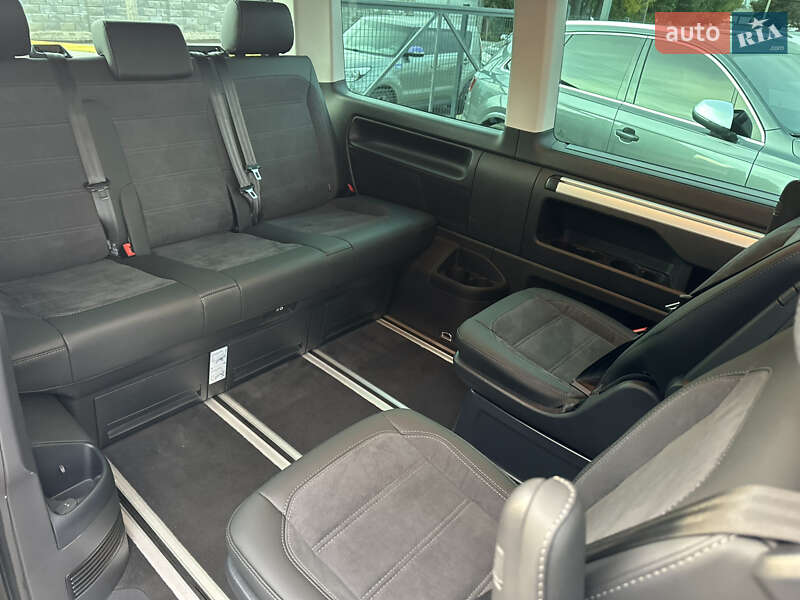 Минивэн Volkswagen Multivan 2019 в Ровно