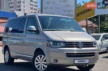 Мінівен Volkswagen Multivan 2015 в Одесі