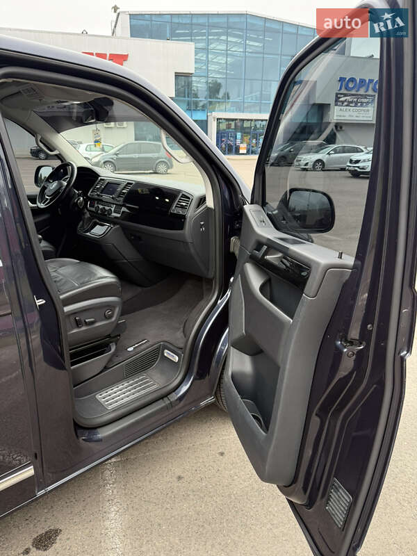 Минивэн Volkswagen Multivan 2017 в Ковеле