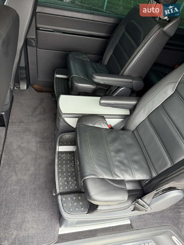 Минивэн Volkswagen Multivan 2017 в Ковеле