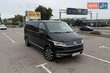 Минивэн Volkswagen Multivan 2020 в 