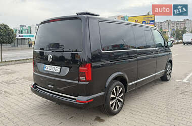 Минивэн Volkswagen Multivan 2020 в 