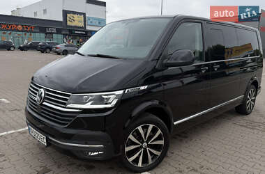 Минивэн Volkswagen Multivan 2020 в 