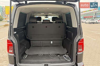 Минивэн Volkswagen Multivan 2020 в 