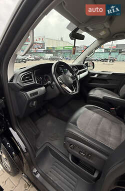Минивэн Volkswagen Multivan 2020 в 